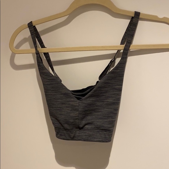 Outdoor Voices Other - Outdoor Voices Flow Bra (grey)
